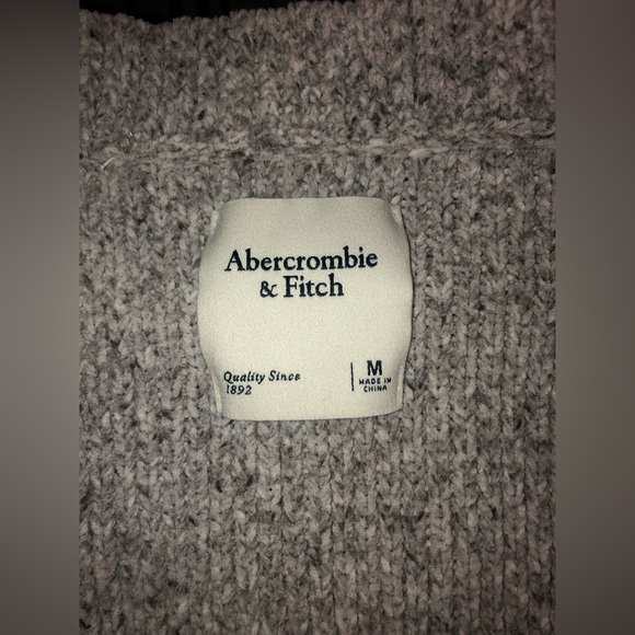 Abercrombie and Fitch Button Cardigan - Picture 3 of 3